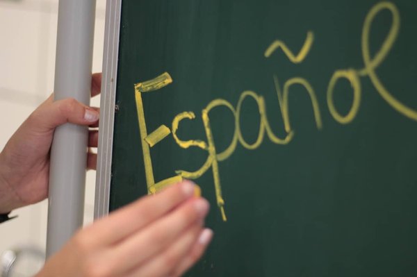 Découvrez les avantages d’apprendre l'espagnol dans une école de langue en Espagne