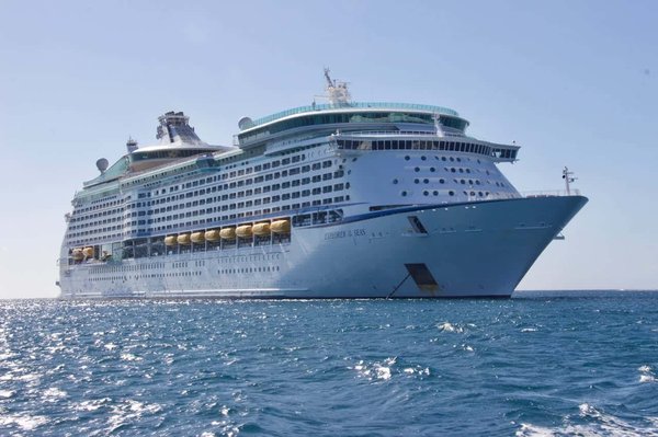 Quelles sont les recommandations pour une croisière familiale éducative sur la biologie des récifs?
