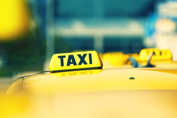 Taxi à la gare de Bordeaux Saint Jean : connaître les conditions de réservation